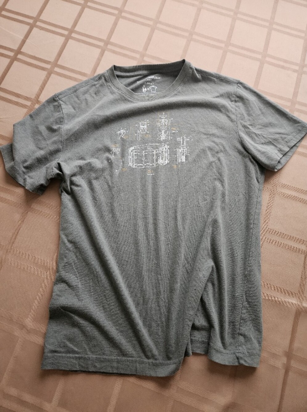 Banana Republic snare drum blueprint graphic t-shirt